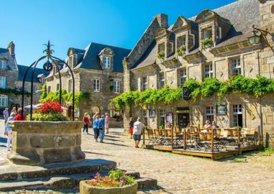 Locronan plus beau village de France